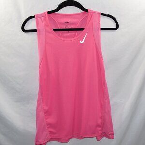 Nike Women's Pink Size Medium  Dri-FIT Training Tank gently used #873